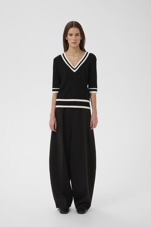 LeenahIW V-Neck Blouse