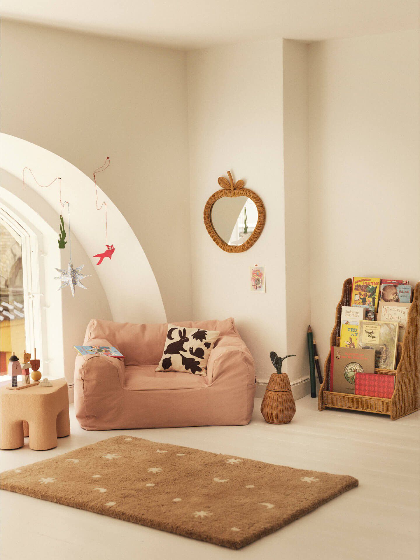 Apple Braided Mirror - Natural