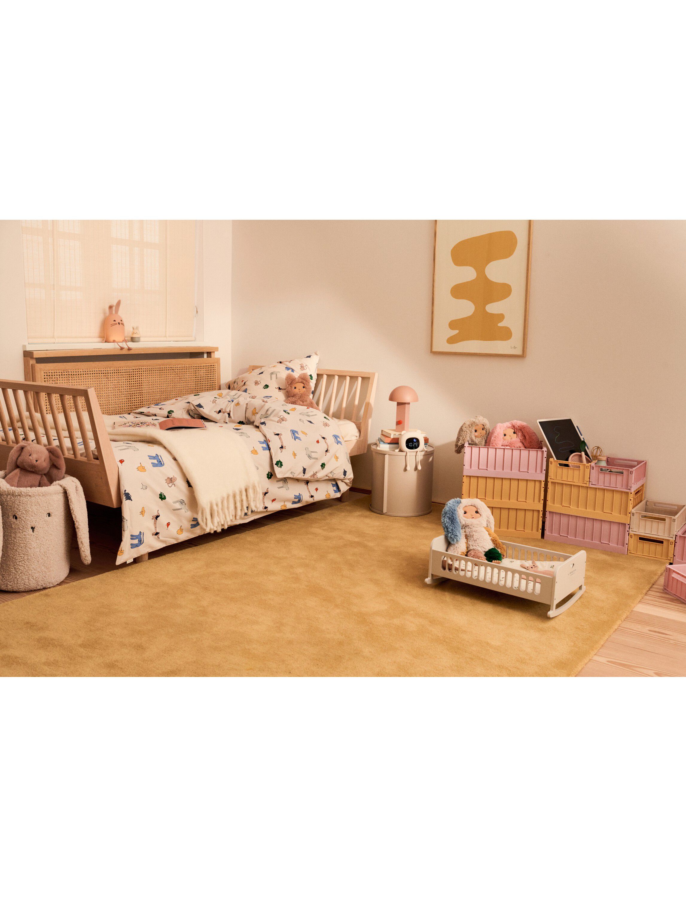 Hennie Doll Bed