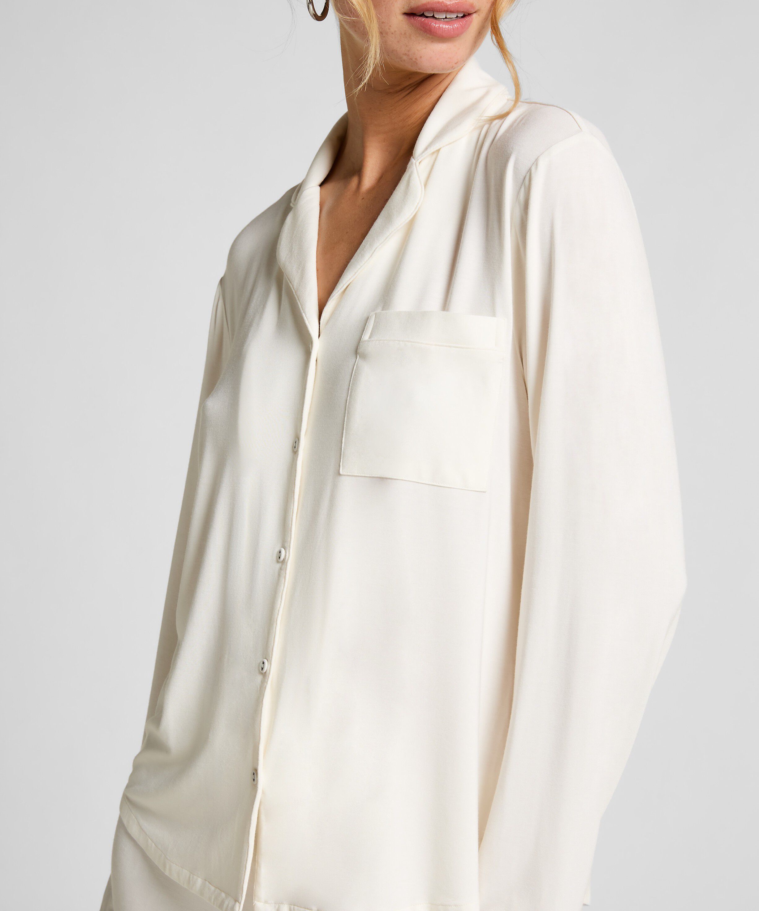 Essential Jersey Long-Sleeved Jacket