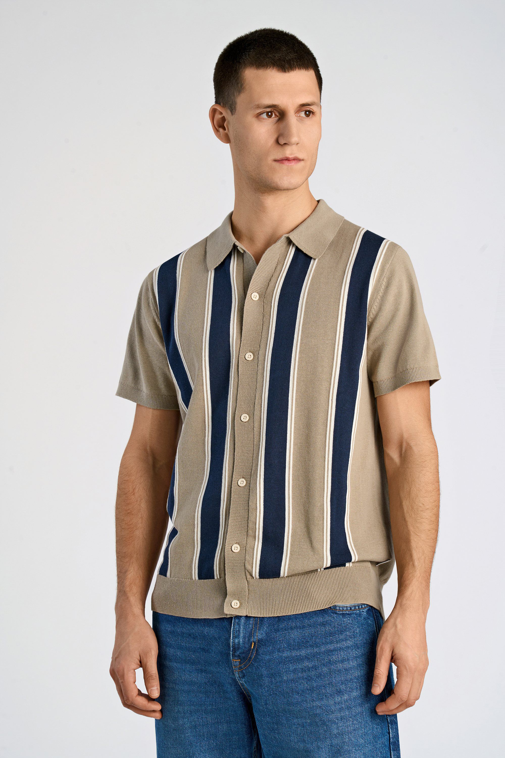 Knitted polo cardigan