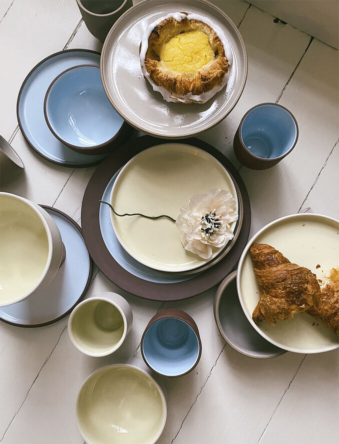 CUP, TALL, 2 PCS, CLAY IVORY, GLAZE LIGHT YELLOW, 75100IY