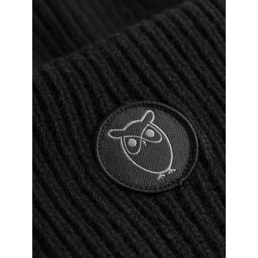 Wool badge beanie