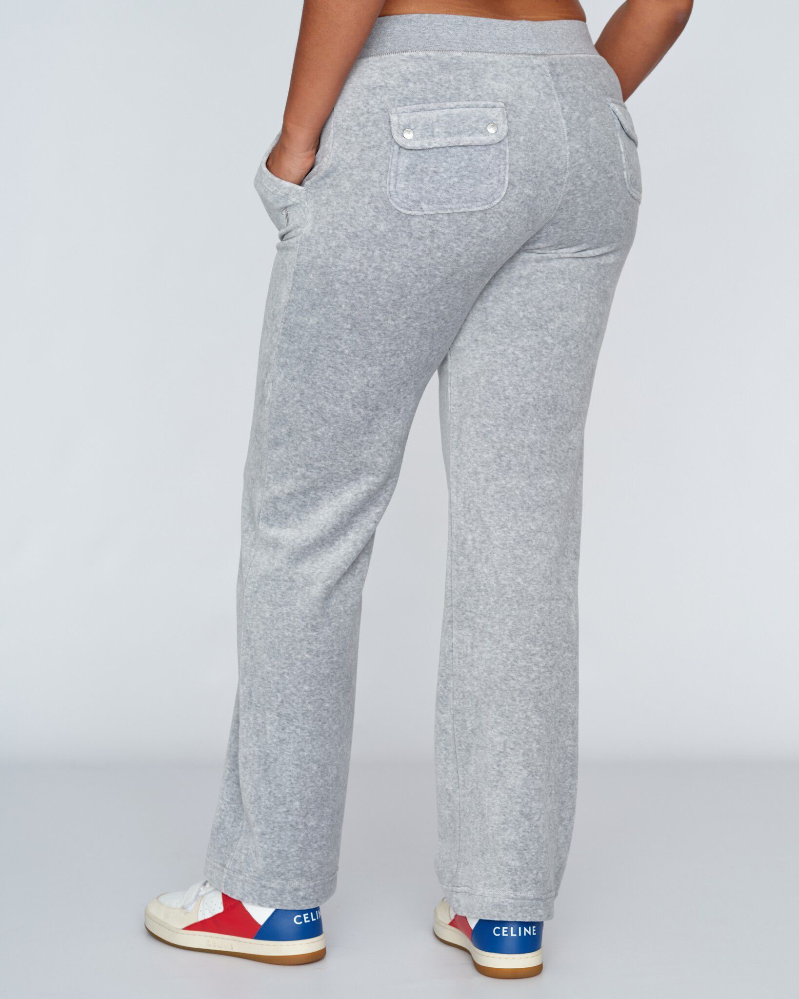 Del Ray Classic Velour Pant Pocket Design