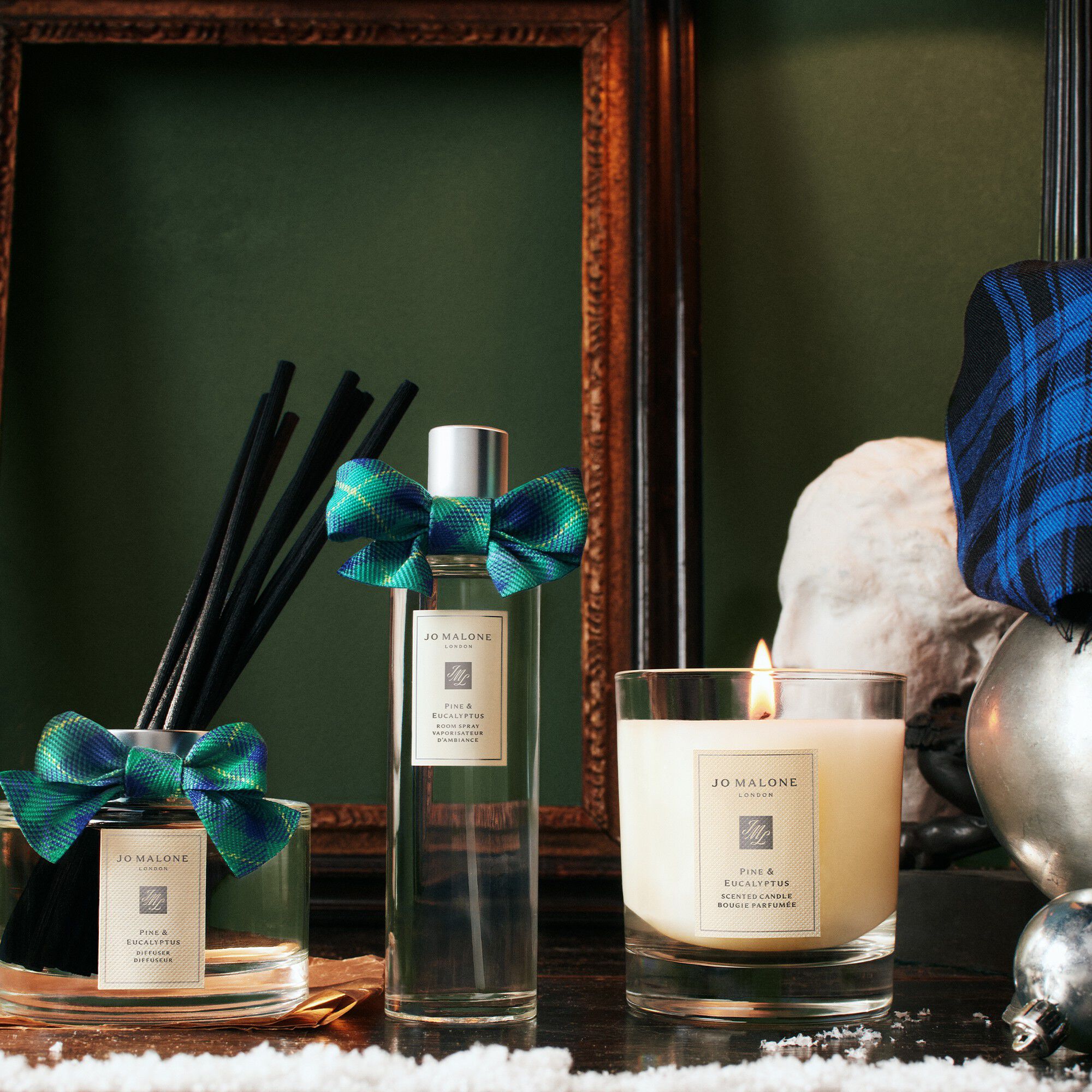 Pine & Eucalyptus Scented Classic Candle