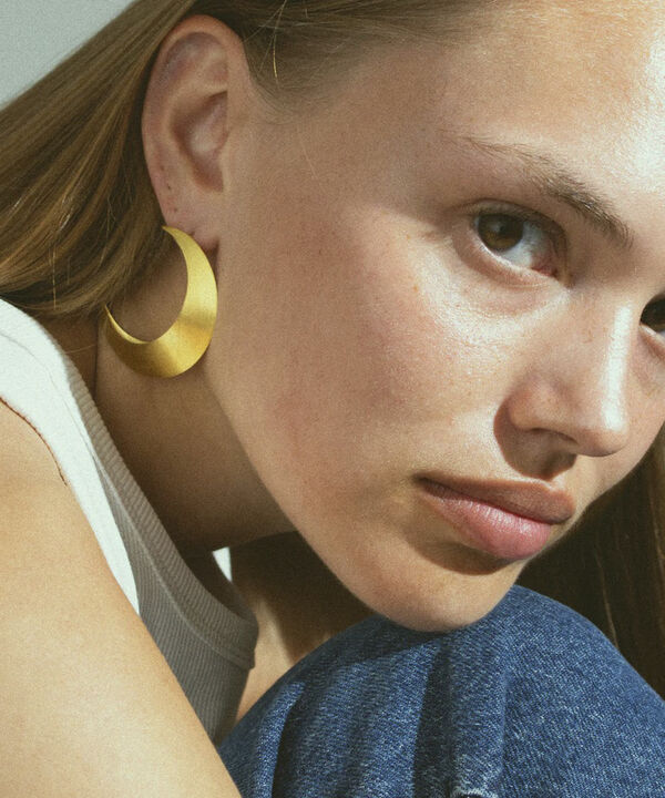 Massive Half Moon Stud