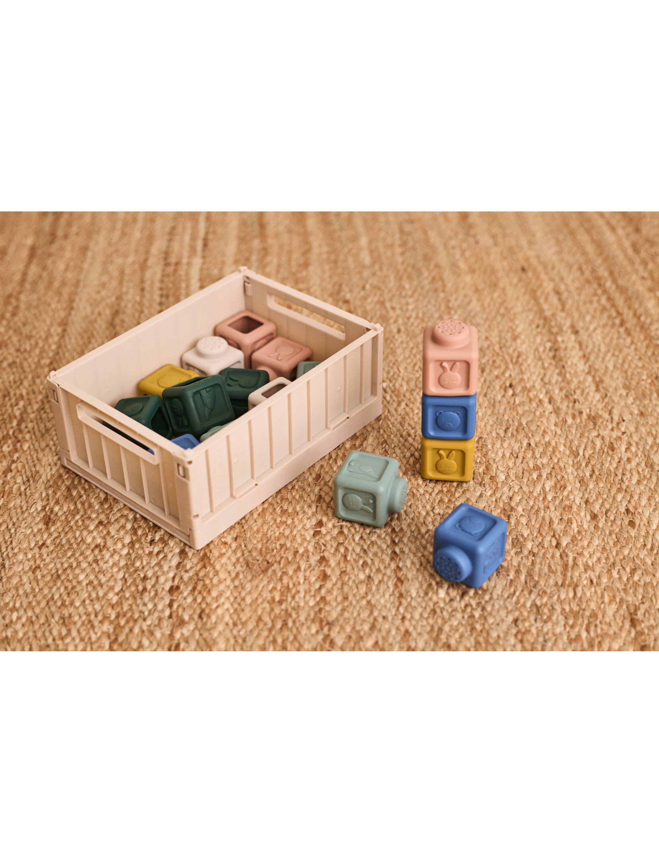 Veda Multifunctional Building Block