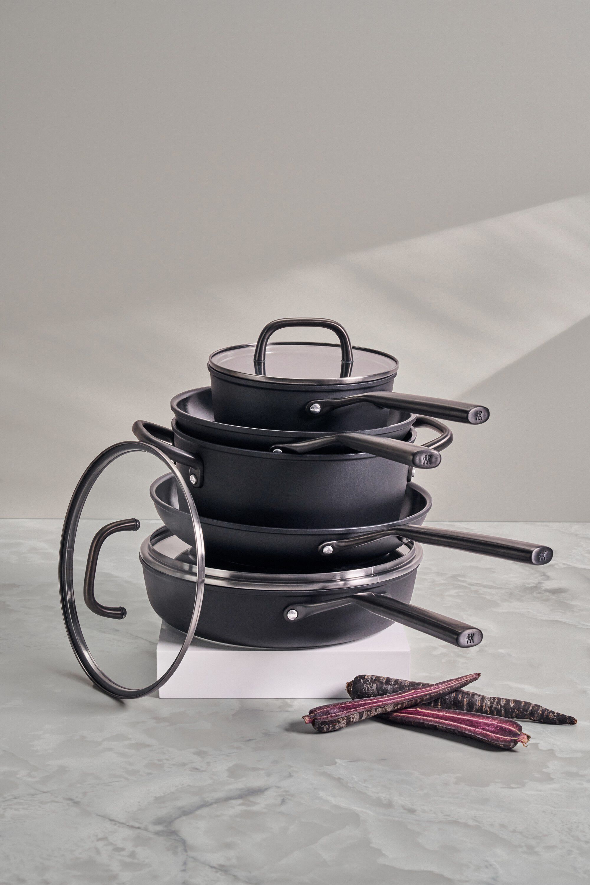 Milano, Gryte med glasslokk 24 cm, Svart