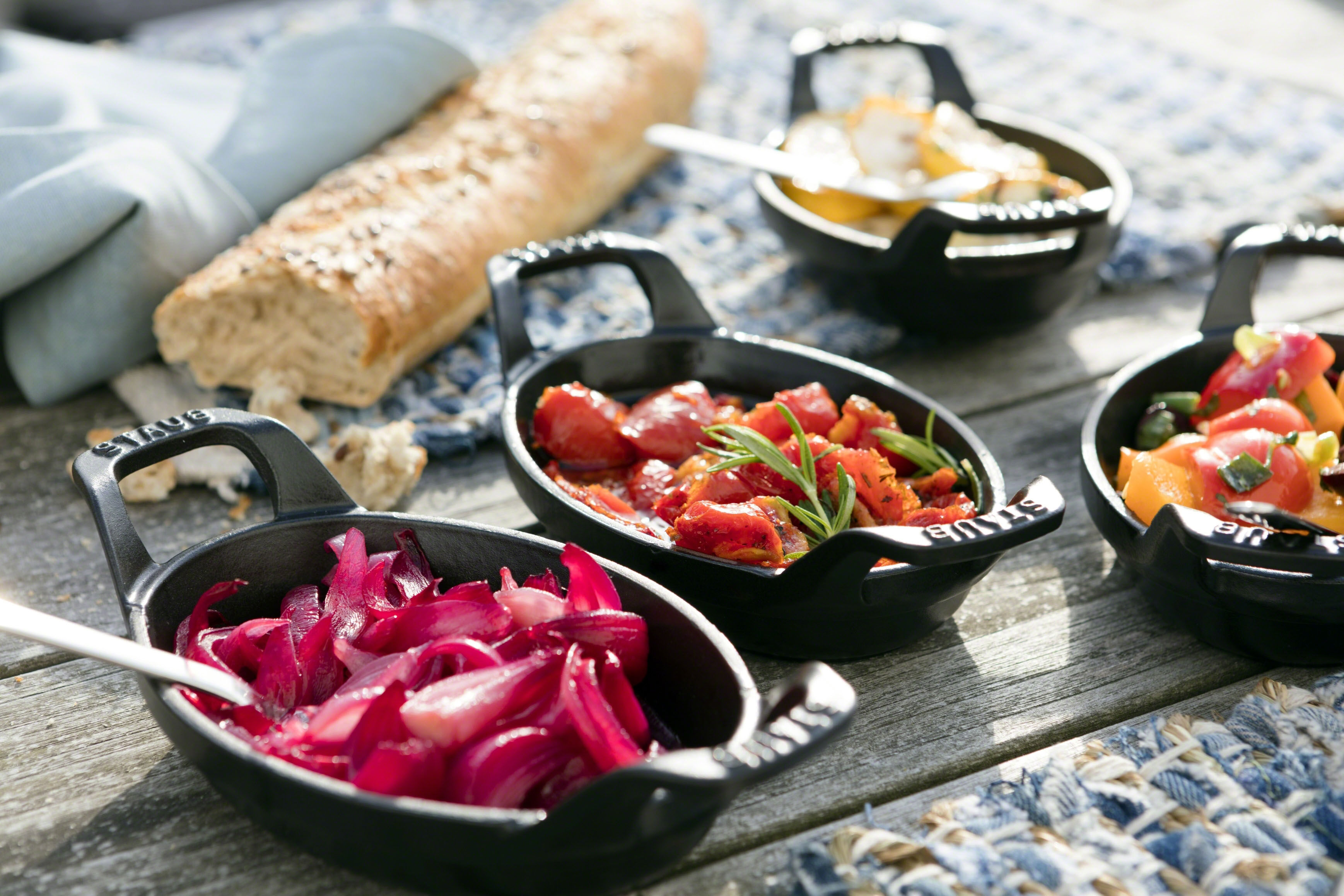 Ovnfad 15 cm Sort Oval St&oslash;bejern