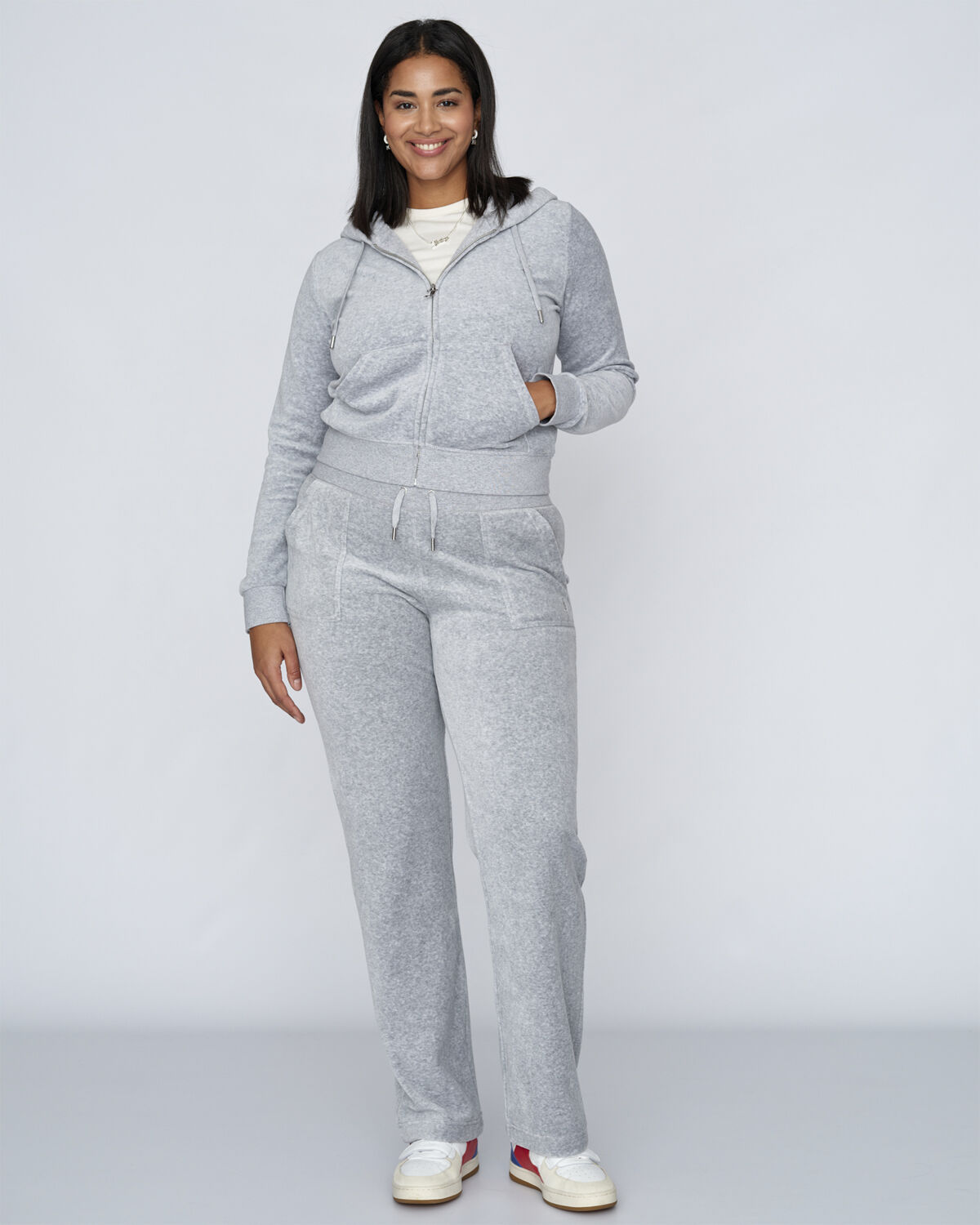 Del Ray Classic Velour Pant Pocket Design