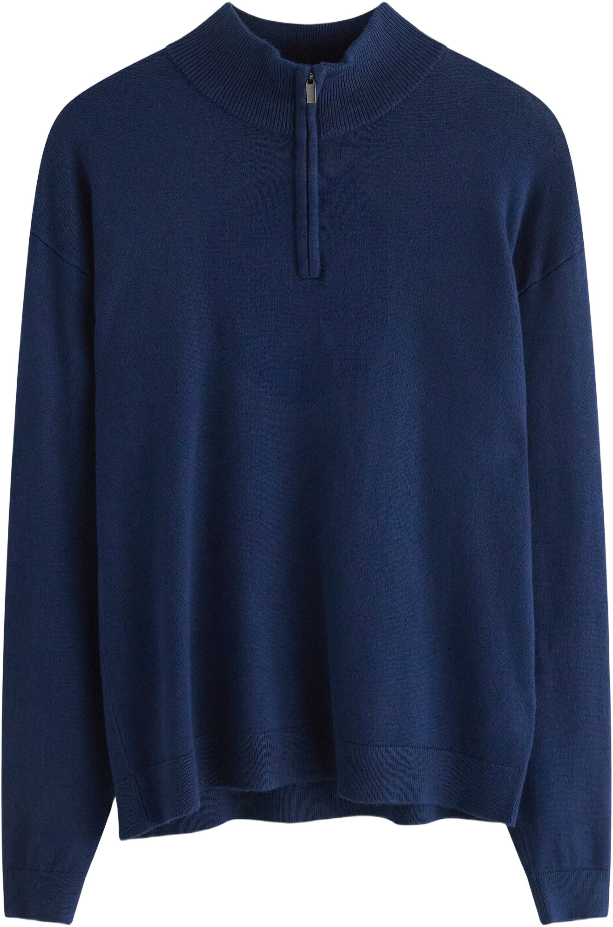 Soft knitted jumper with half-zip t