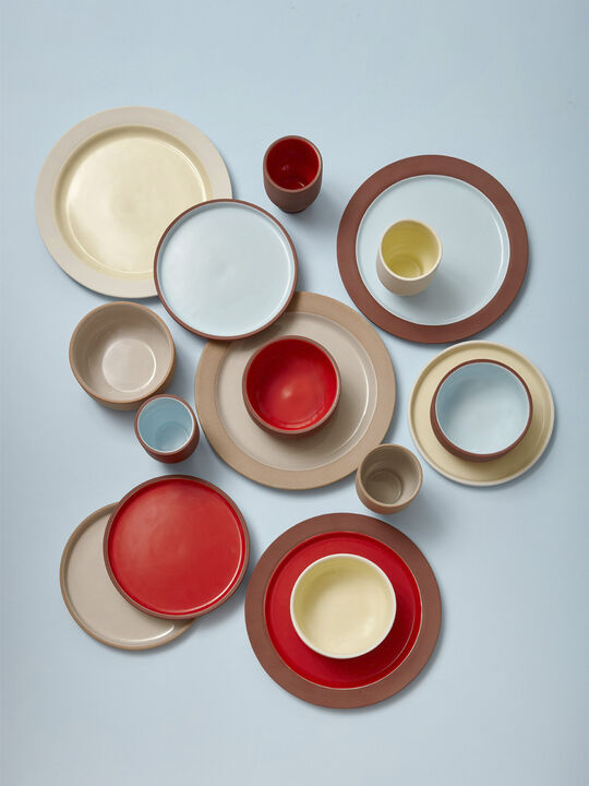 PLATE, MEDIUM, 2 PCS, CLAY IVORY, GLAZE LIGHT YELLOW, 18515I