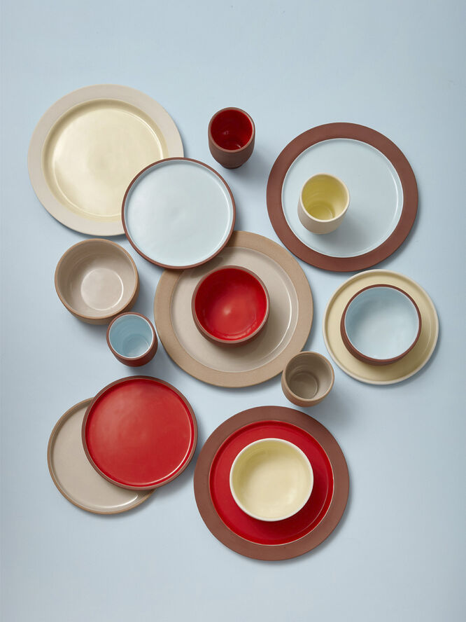 PLATE, MEDIUM, 2 PCS, CLAY IVORY, GLAZE LIGHT YELLOW, 18515I