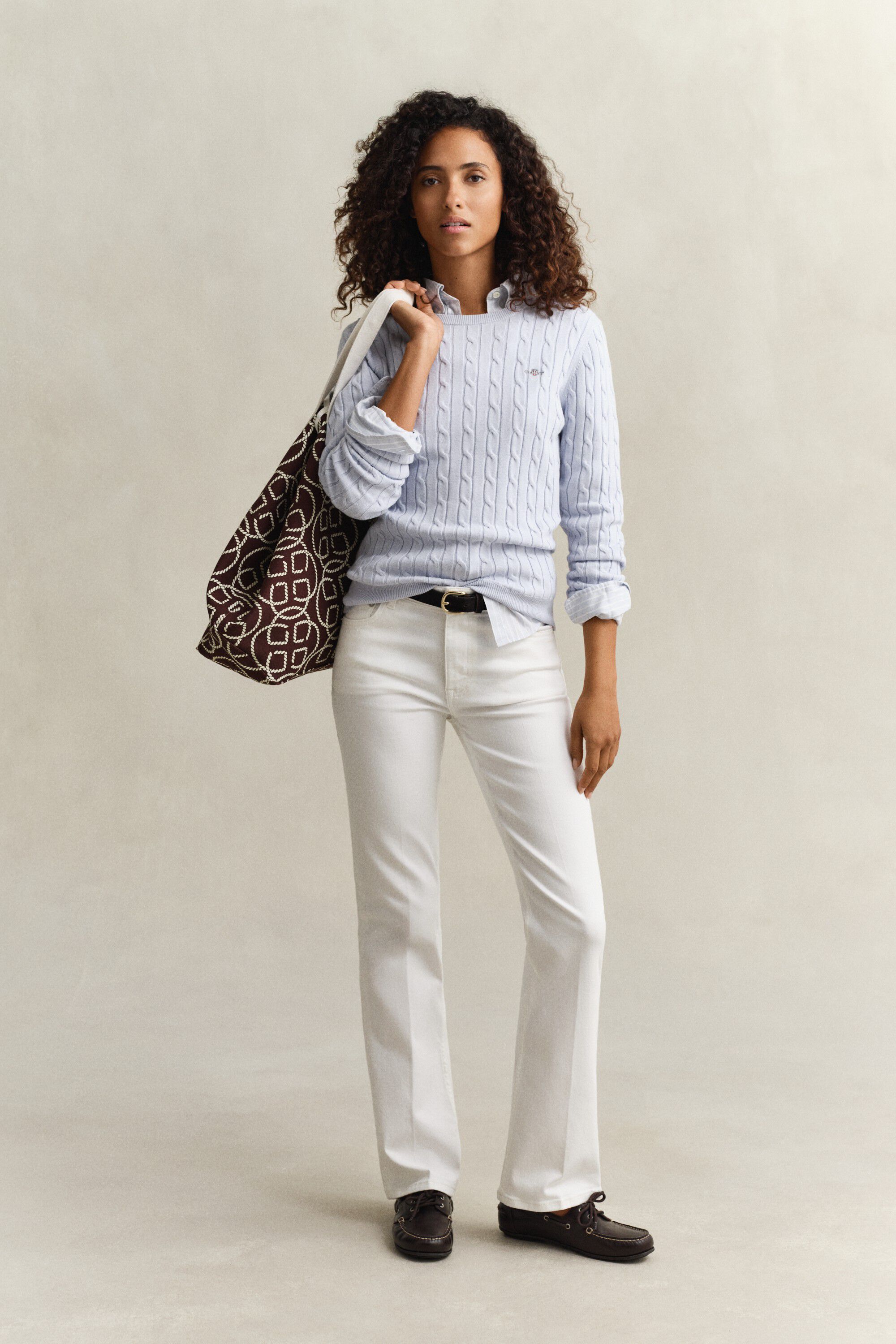 STRETCH COTTON CABLE C-NECK