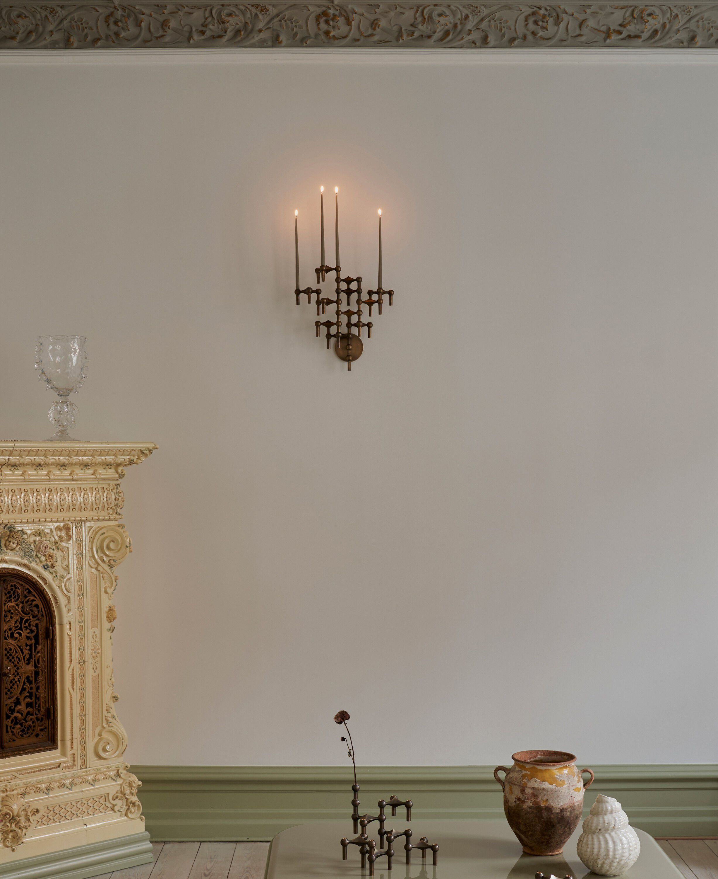 STOFF Nagel vase - bronzed brass/bruneret messing