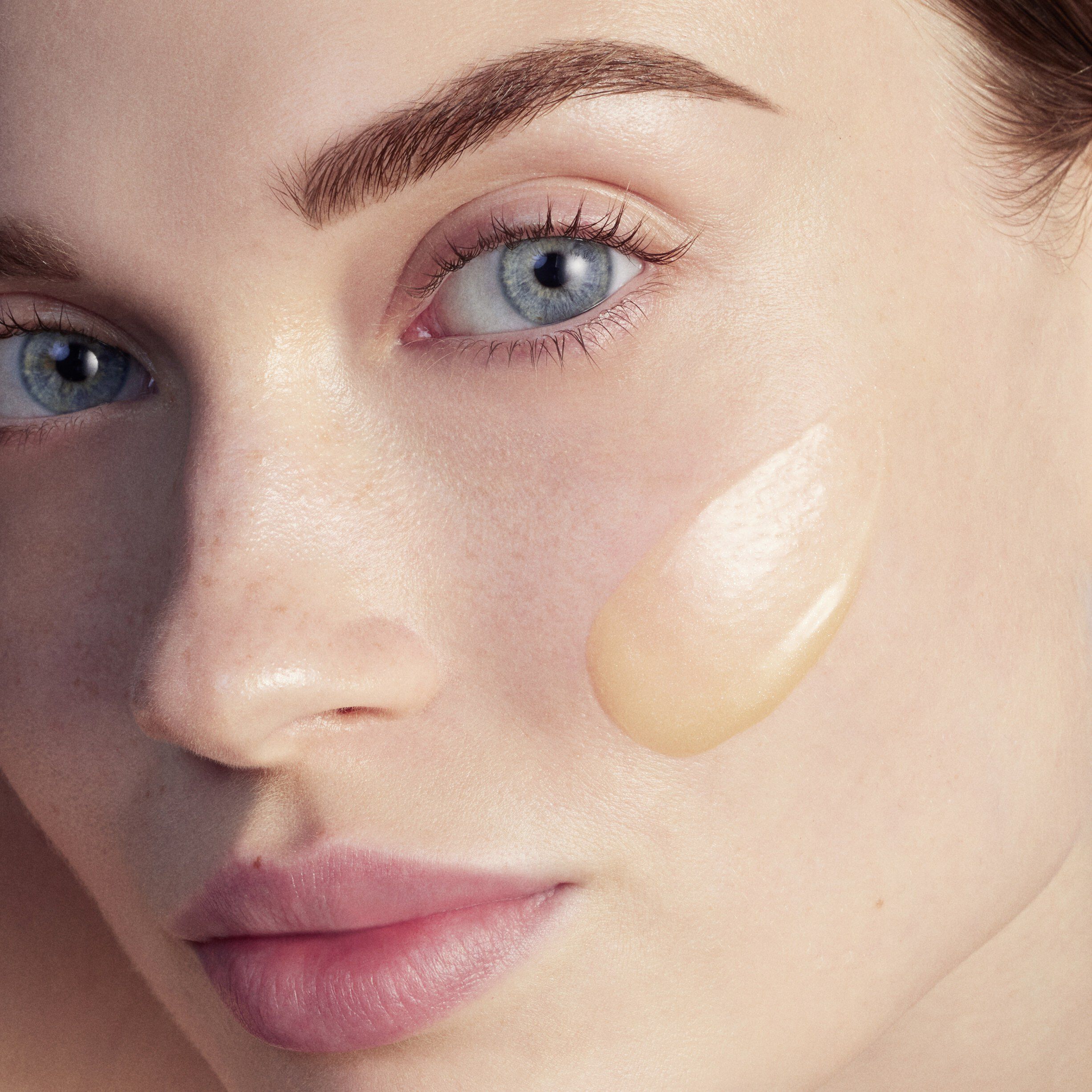 Aquasource+ Vitamin Glow Hydra-Bronze Drops