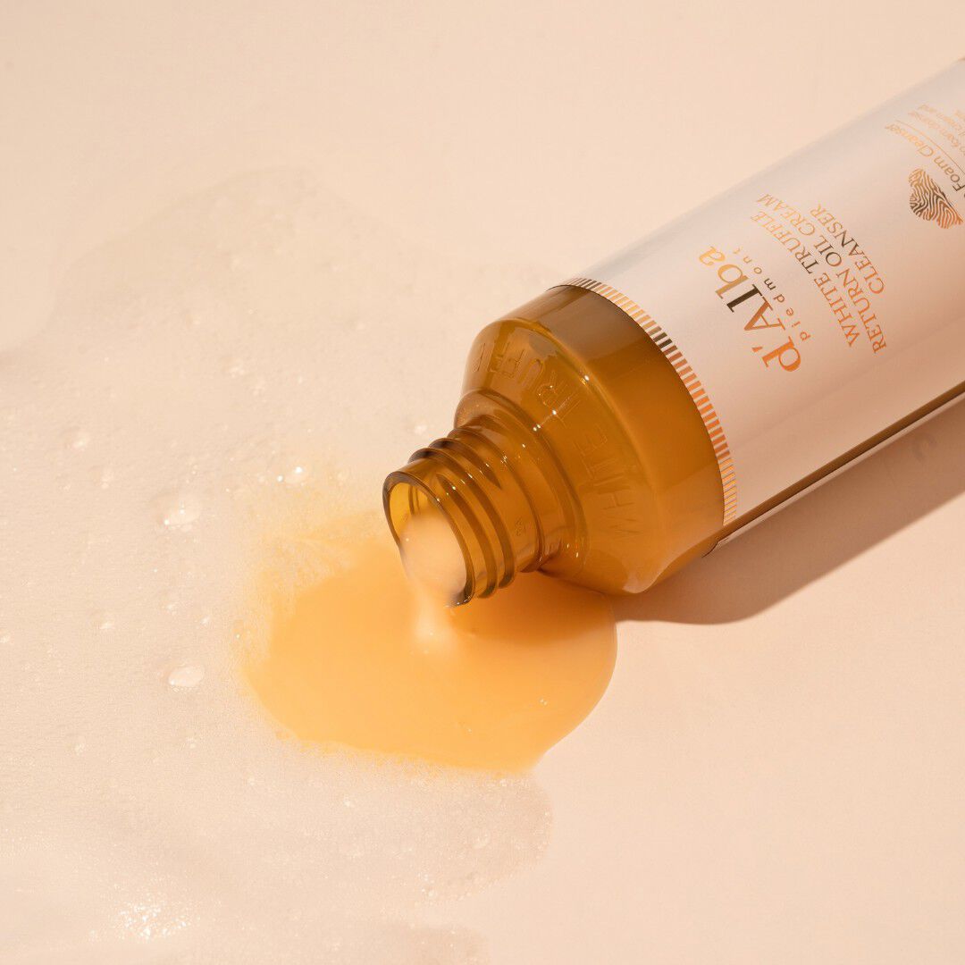 White truffle return oil cream cleanser
