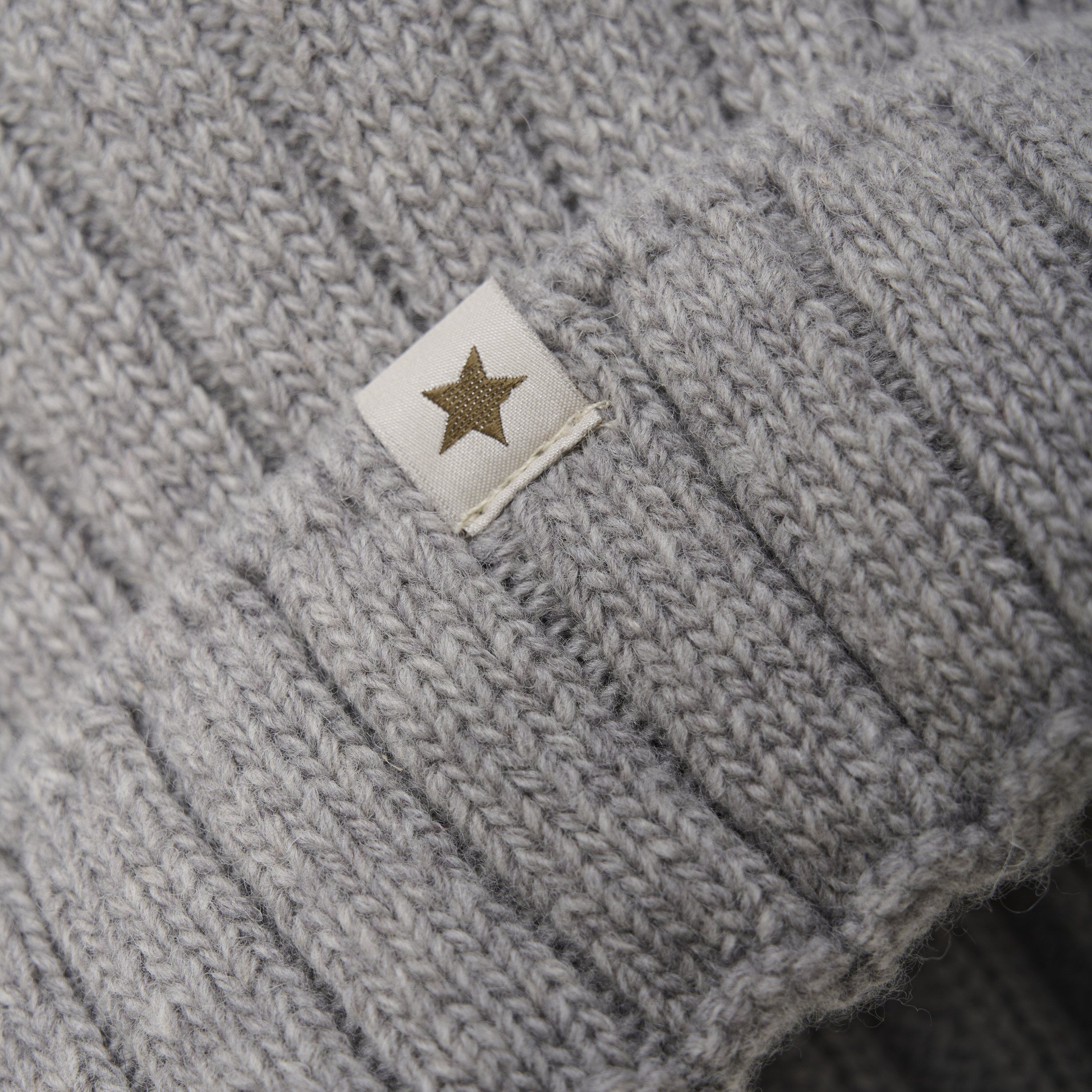 Hat Knit Alpaca Pompom