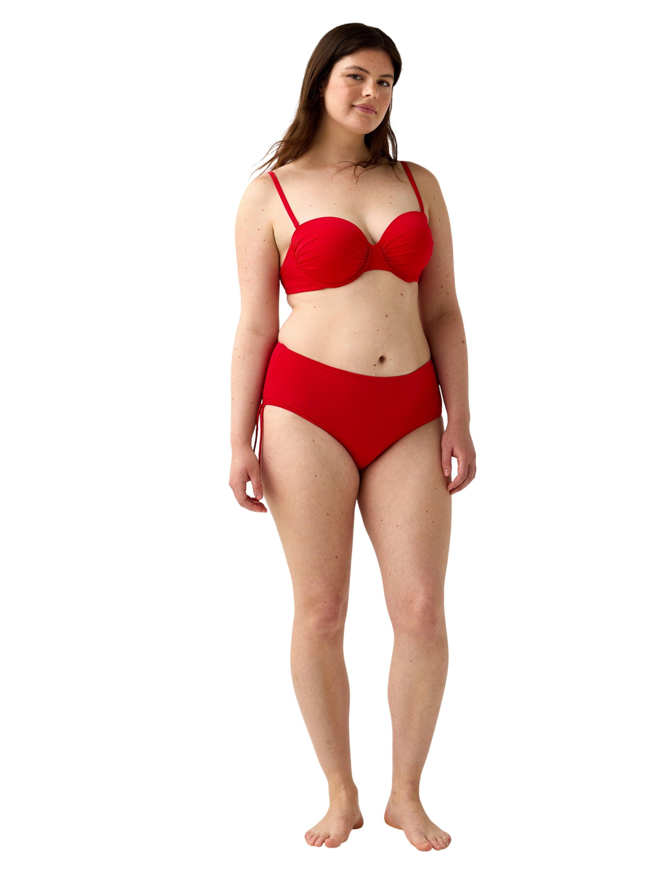 Vatteret balconette bikini-bh med b&oslash;jle