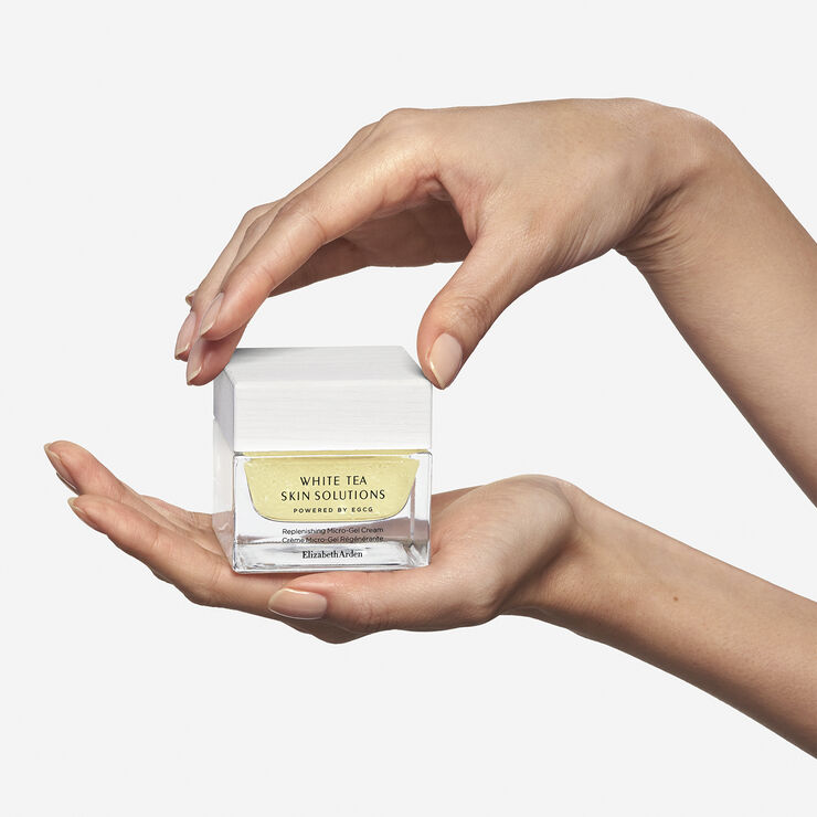 Elizabeth Arden White Tea Skin Solutions Replenishing micro-gel cream