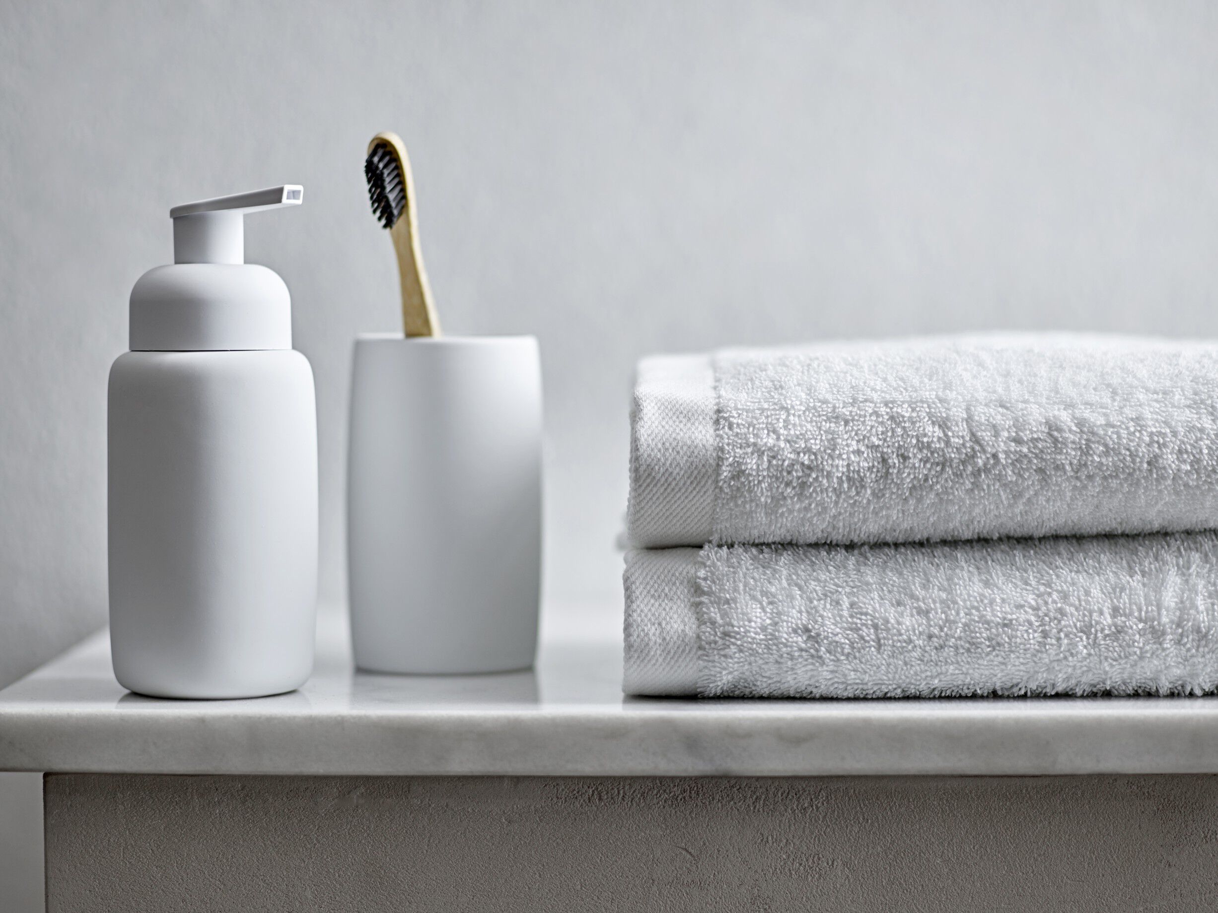 S&aring;pedisp. Mono hvit Rubber S&ouml;d