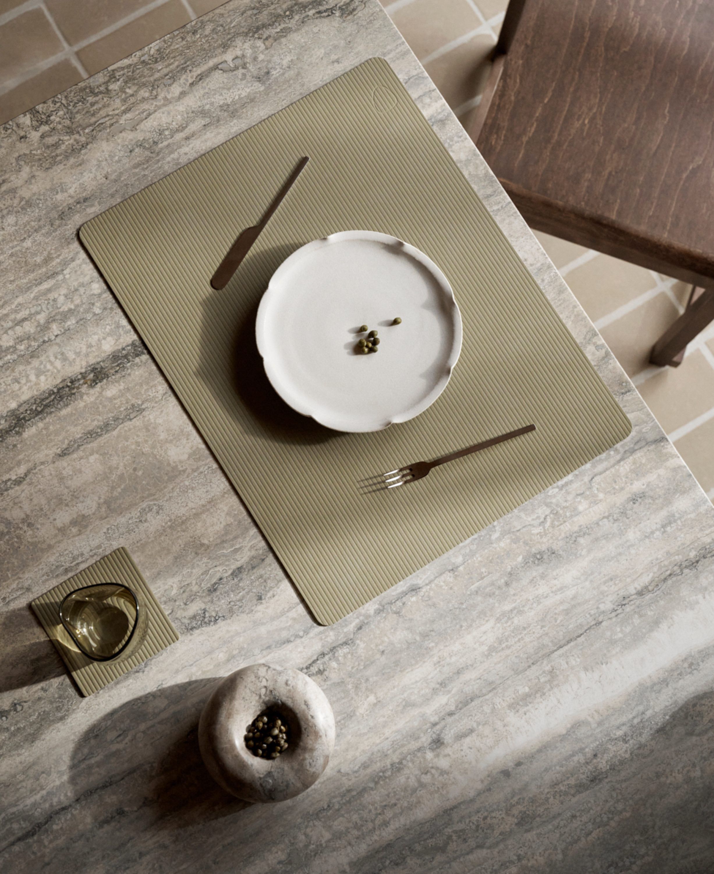 Glass Mat Square Corduroy Herbal Dust