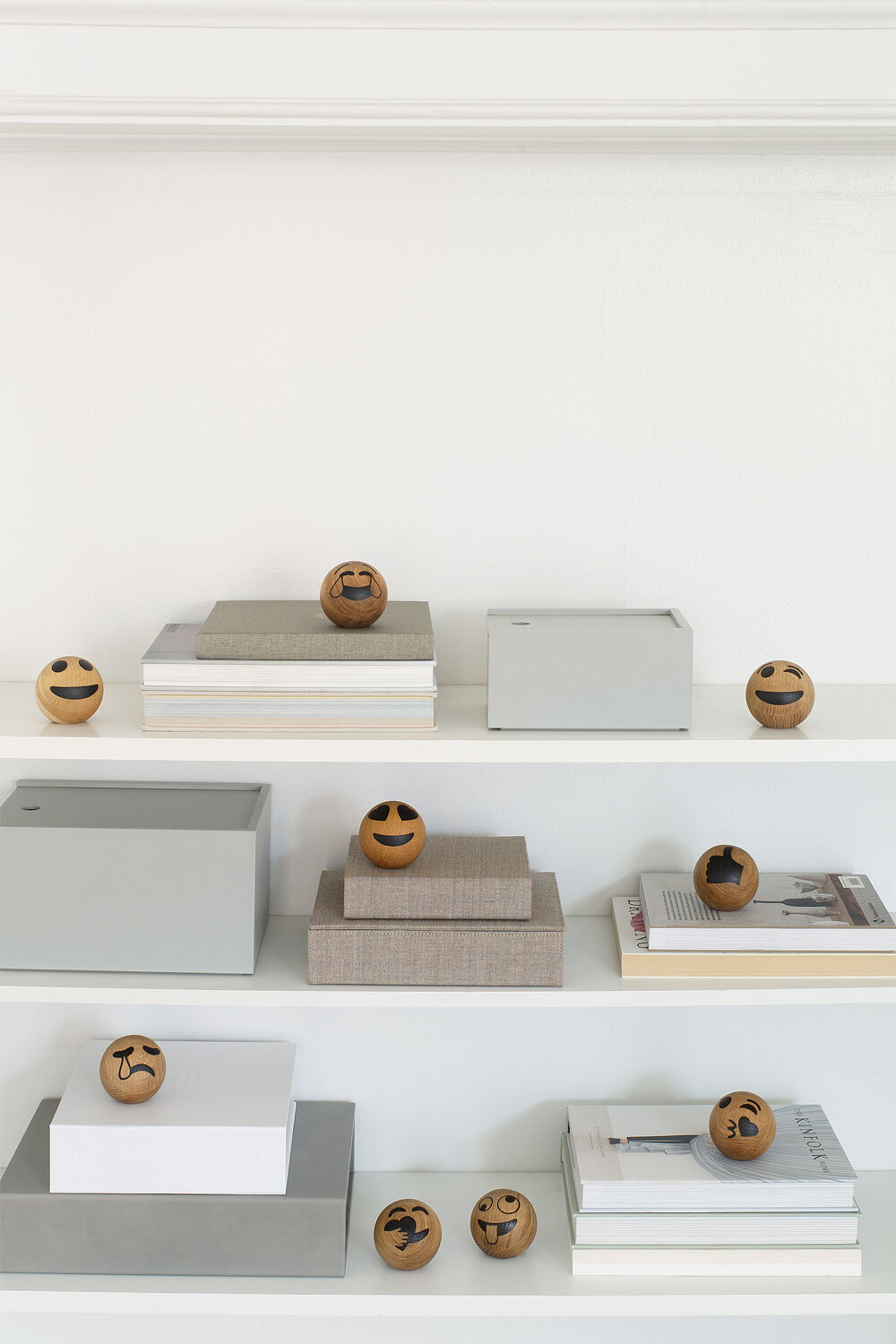 Winking Face wink - Spring Emotions