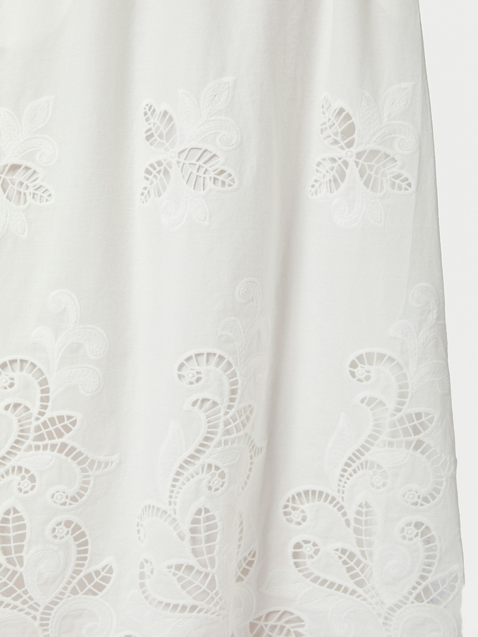 Yara Long Emb Skirt