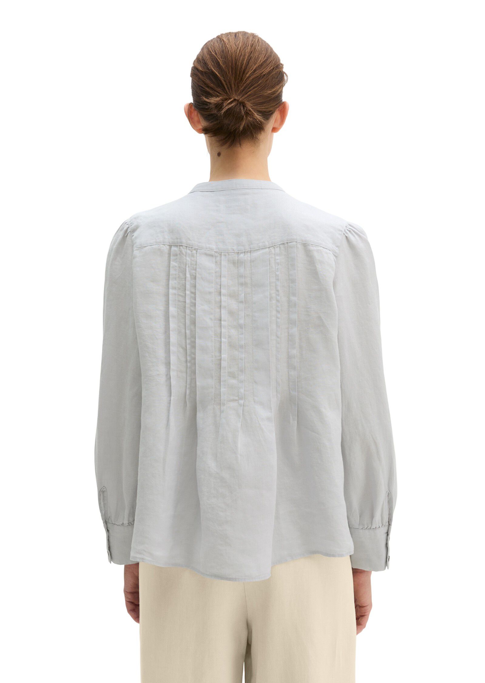 Blouse, flared shape, pleat details