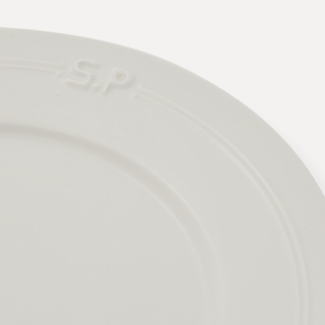 M&eacute;tier SP Embossed Dinner Plate / Set of 2