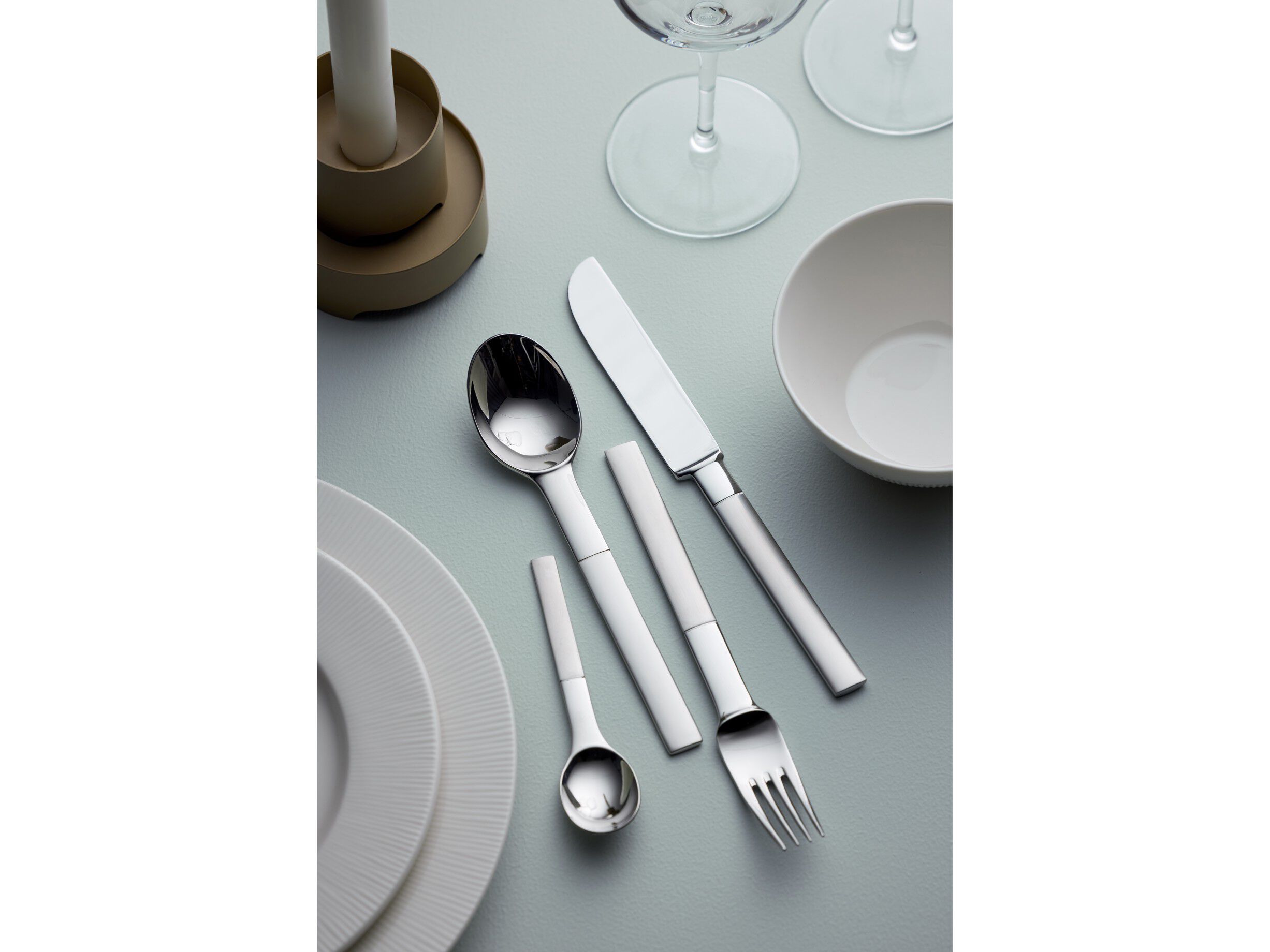 Bestikksett Nobel 16 deler Matt/Blankt st&aring;l