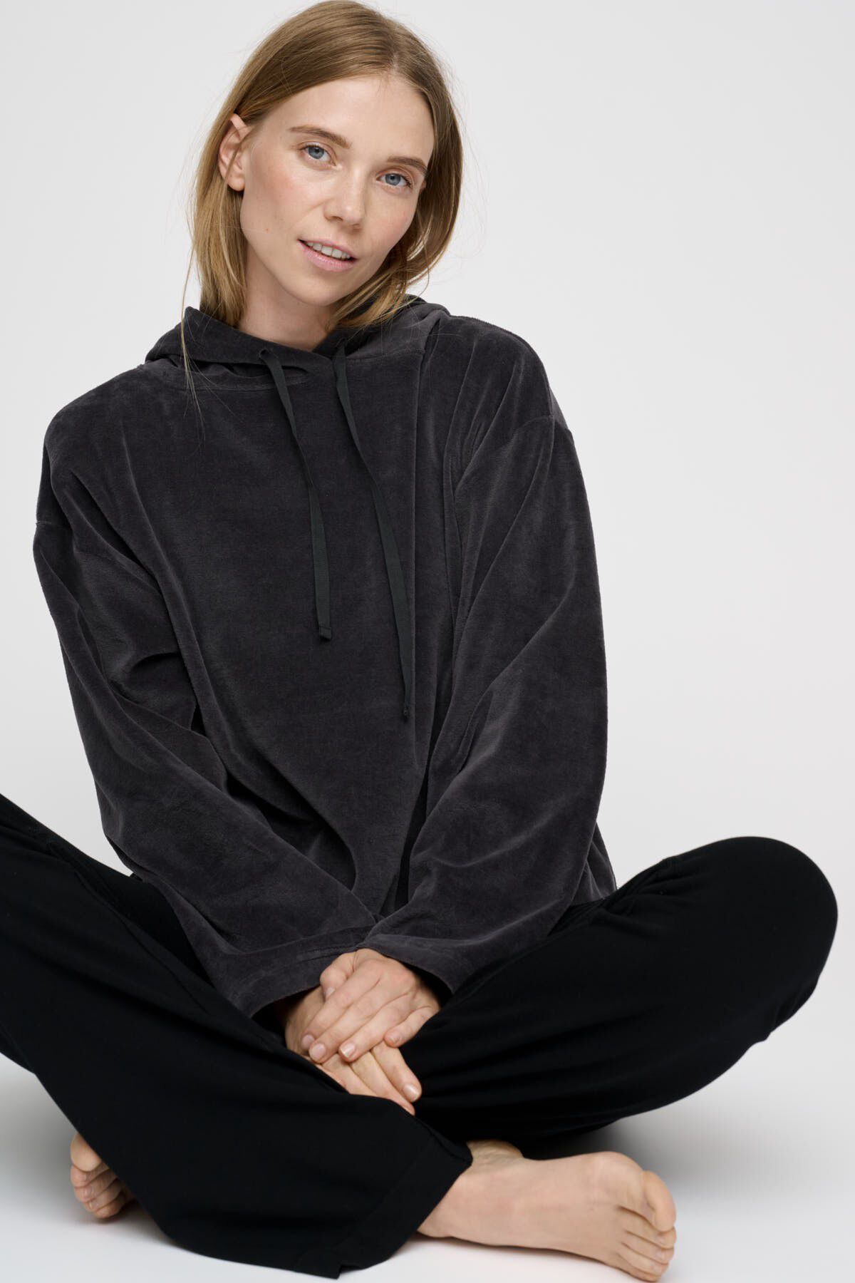 cosmos hoodie velvet