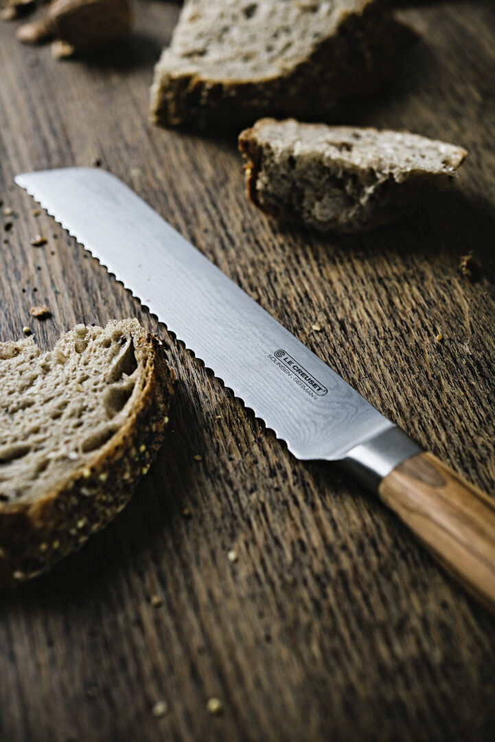 Br&oslash;dkniv m/ oliventr&aelig;sskaft 20cm