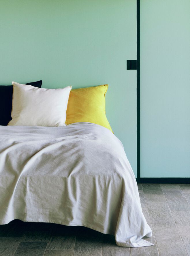 Linen Bedspread-240 x 260-Sky grey