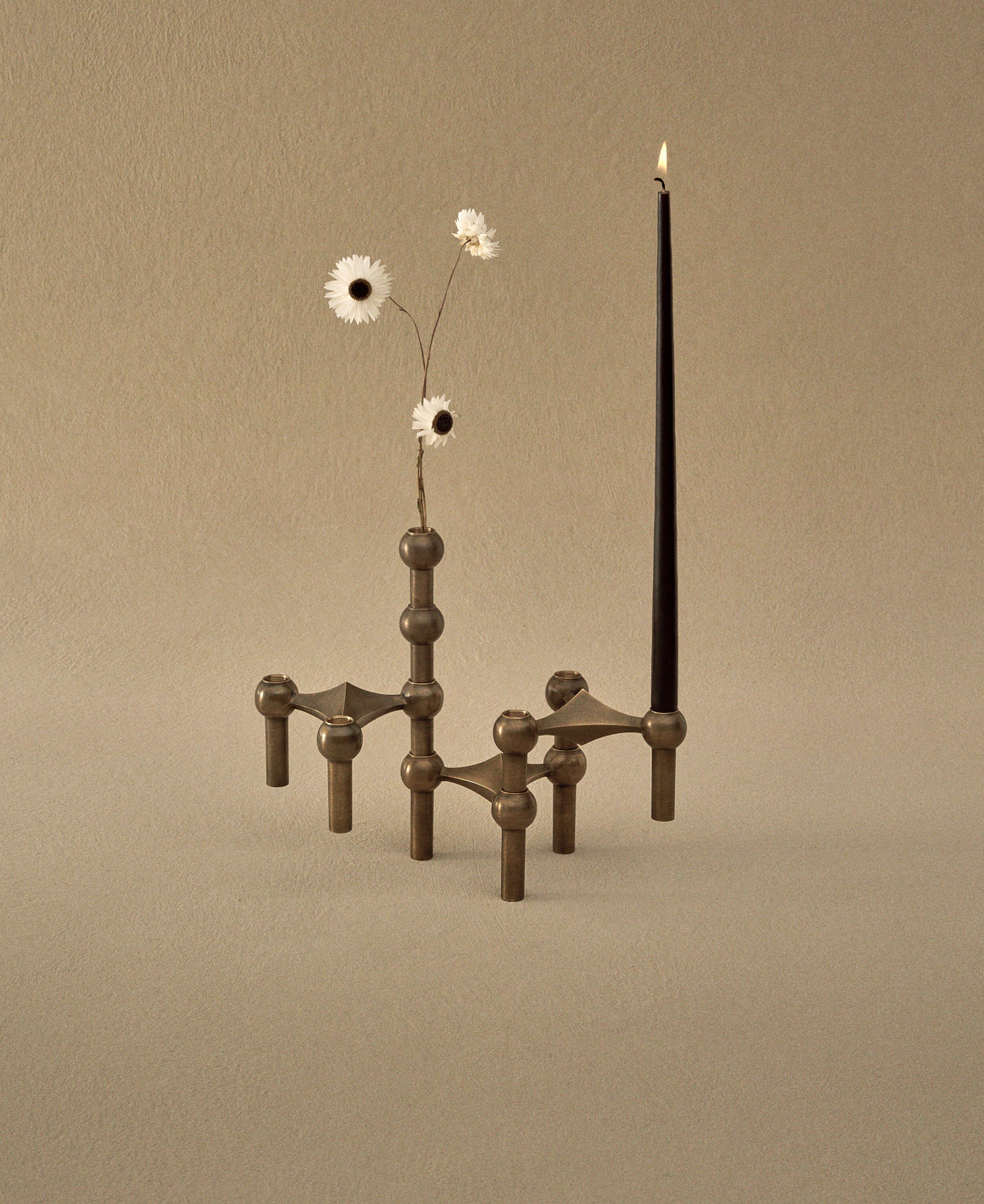 STOFF Nagel candle holder/stage - bronzed brass/bronzeret me