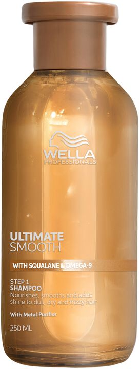 Wella Professionals Ultimate Smooth Shampoo 250ml