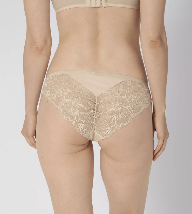 Amourette Charm Brazilian01