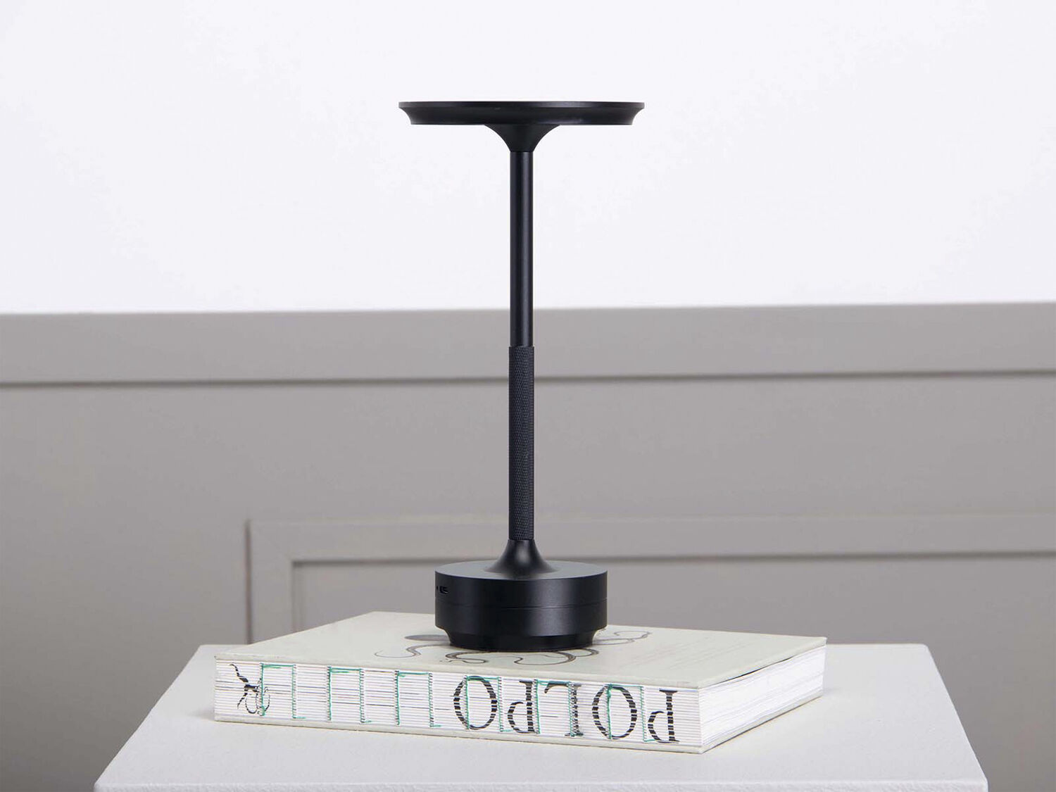 AVA Table Lamp