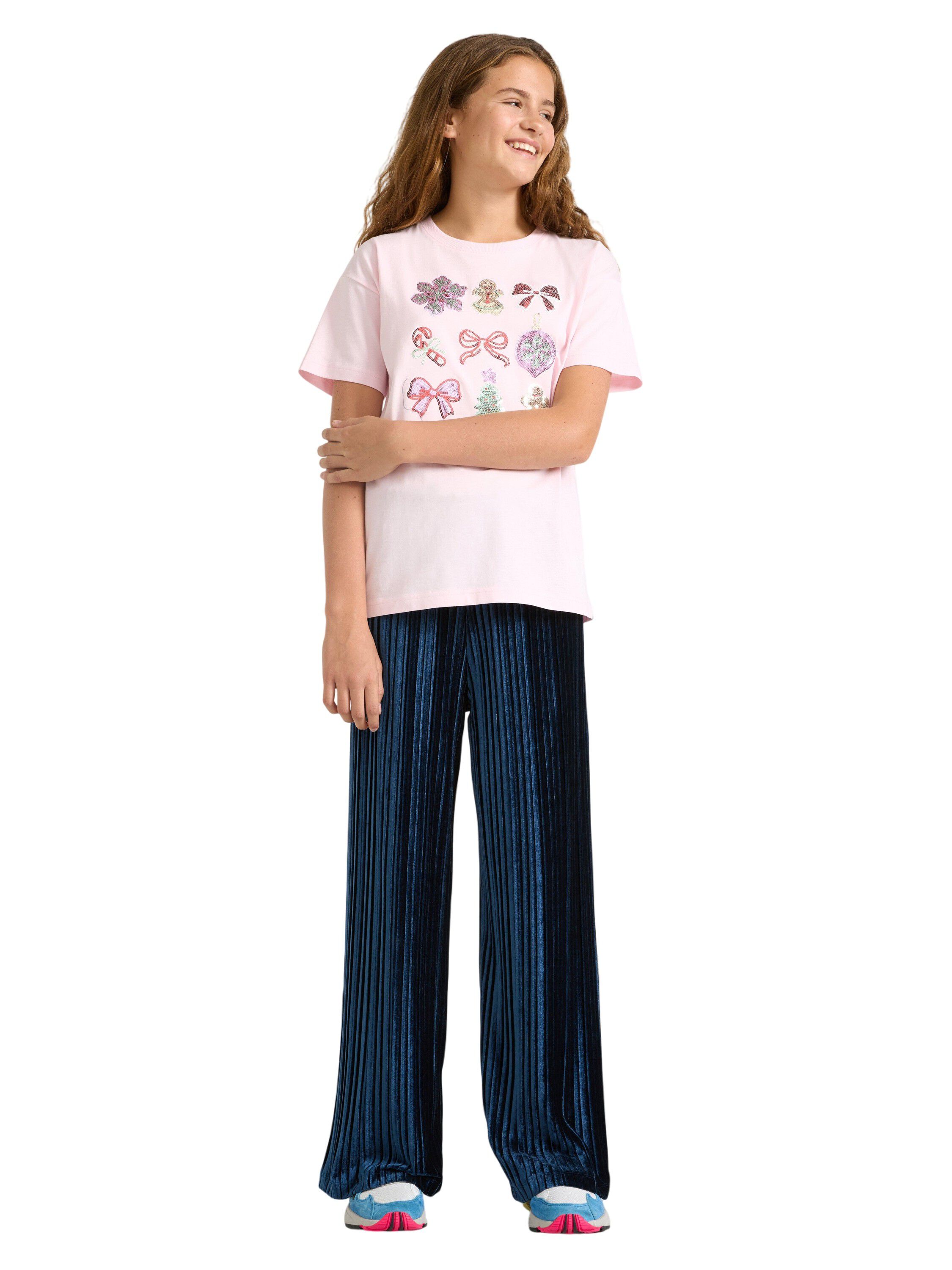Trousers with wide legs in ribbed v