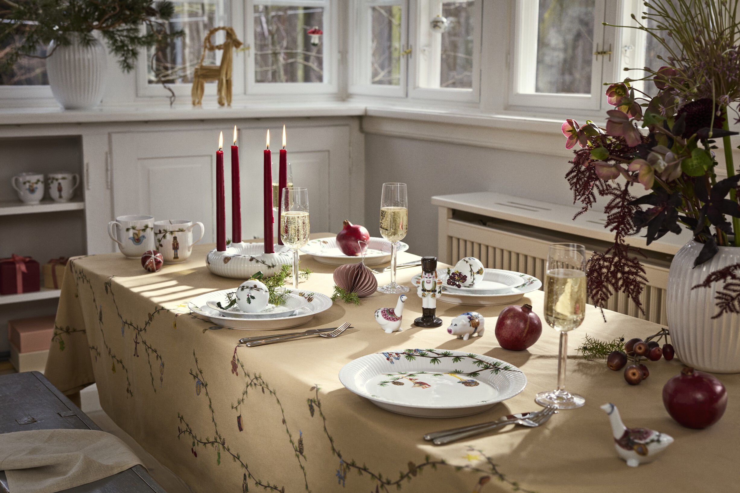 Hammersh&oslash;i Christmas Tallerken g&aring;s &Oslash;27 cm hvid m. deko