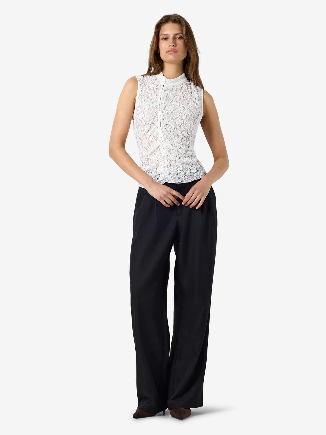 Nmpeyton S/L Button Top