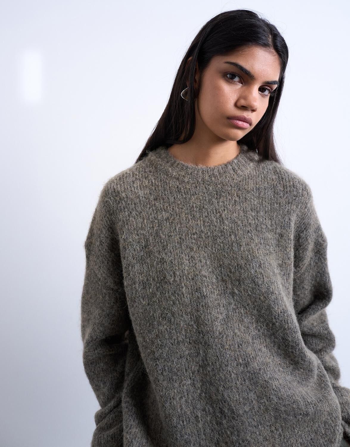 TSKILLE BOXY CREW KNIT PULLOVER