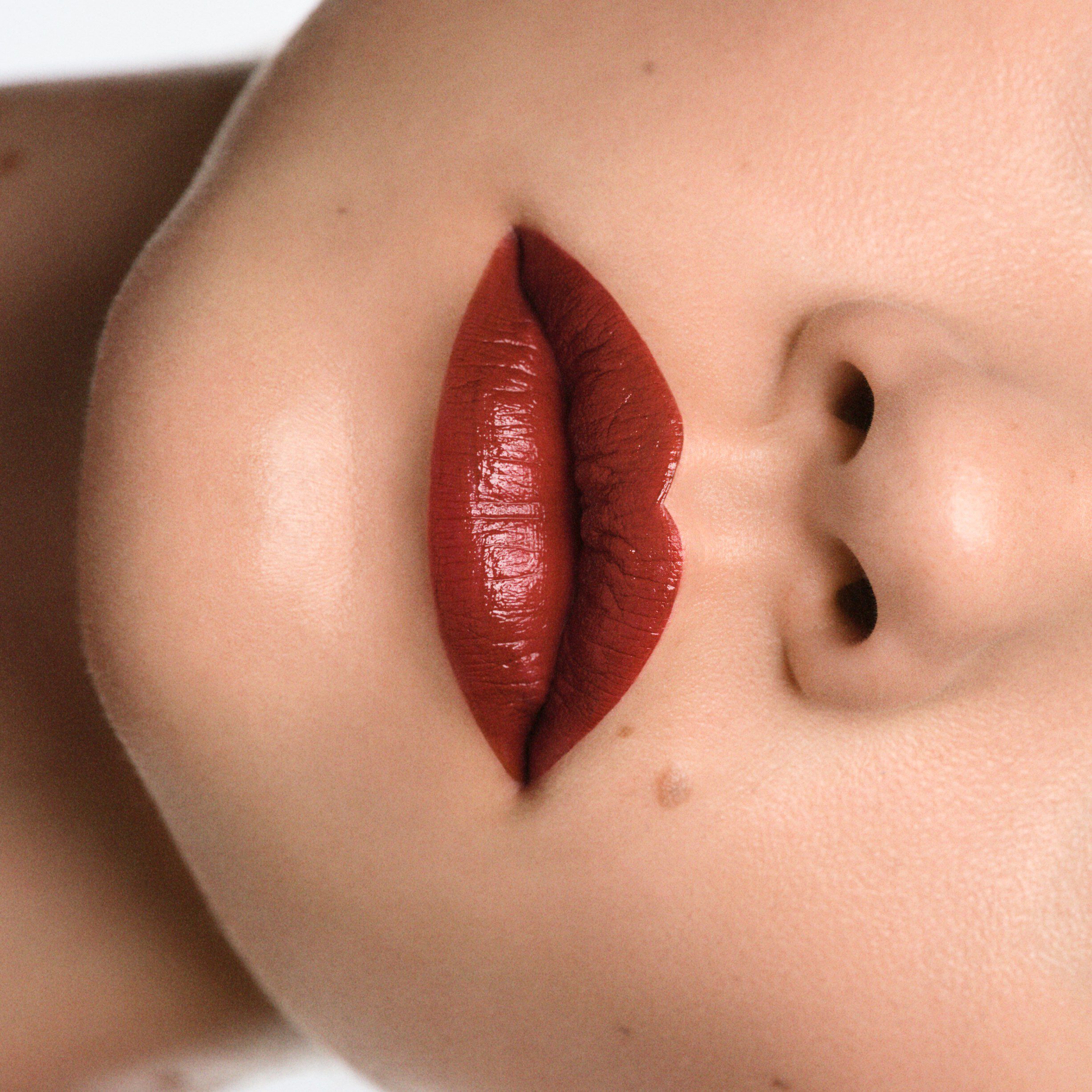 BYR LIPSTICK SATIN RED SUNSET 240 H25