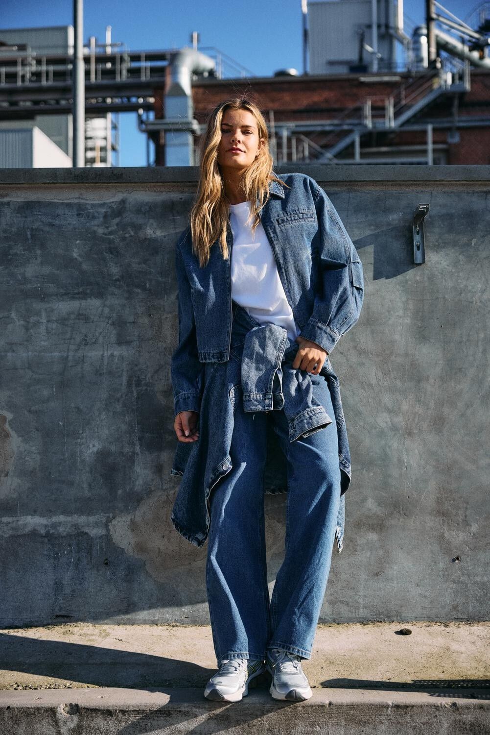 NMALEXA MW LOOSE JEANS FO055MB NOOS