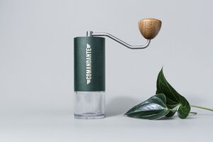 Comandante C40 Nitro Blade MK4 Racing Green