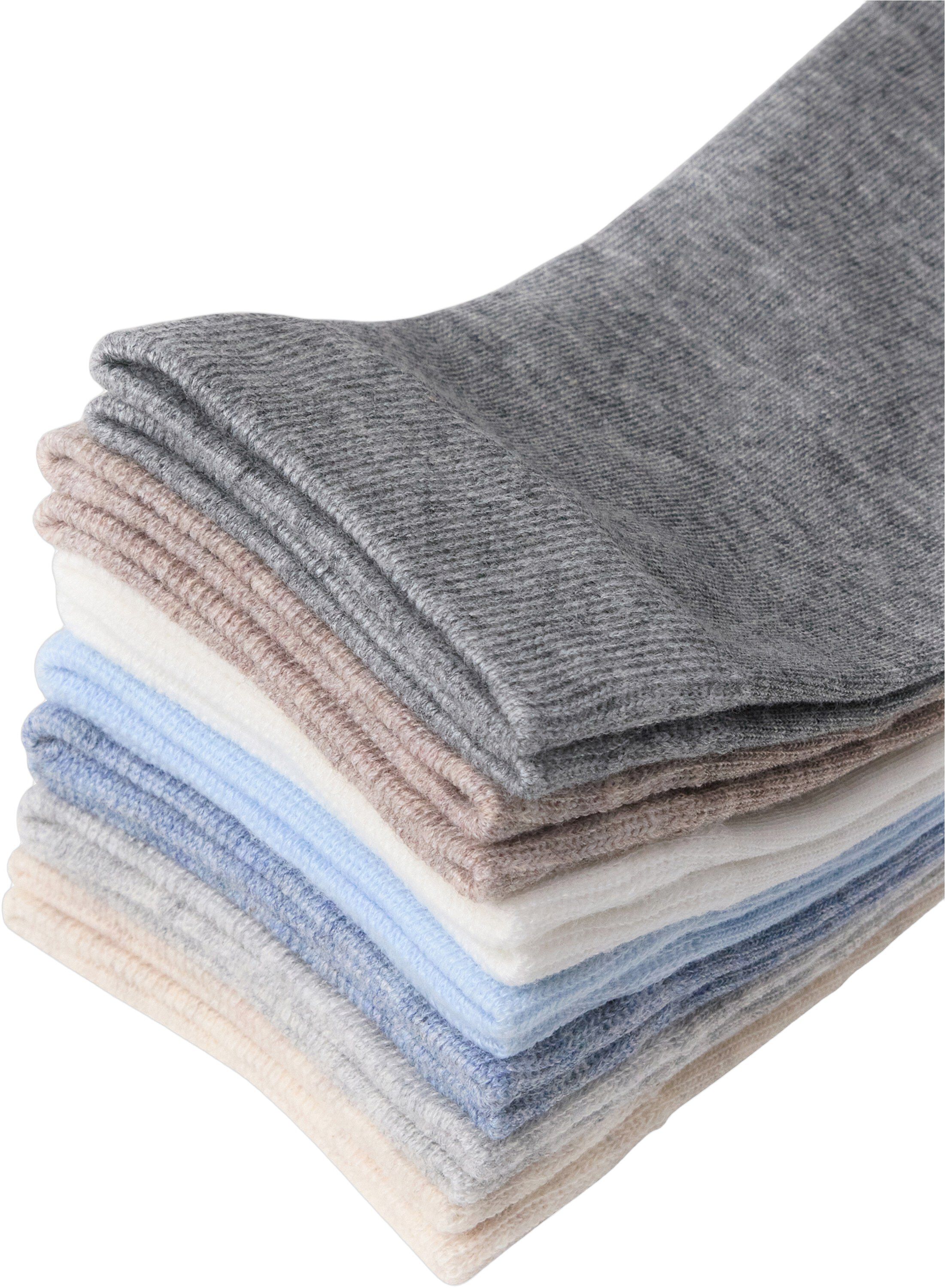 Myke bomullssokker i forskjellige f