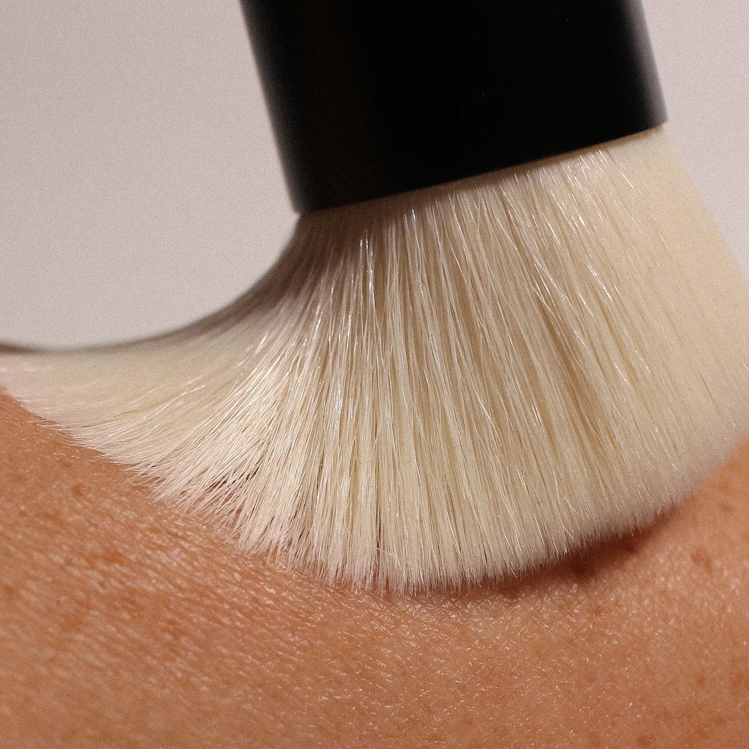 Brush No. 1 - Multifunktionspensel til teint