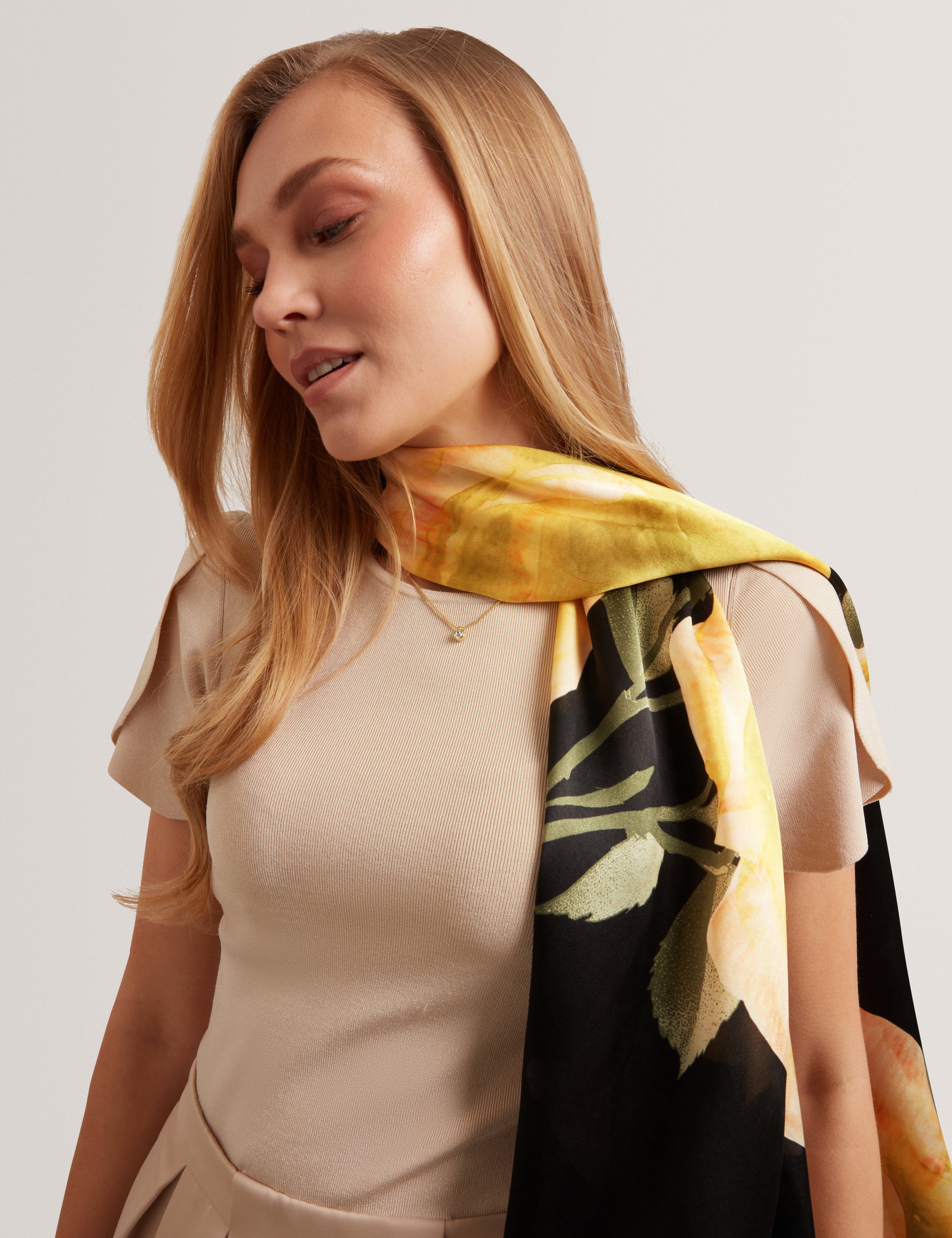 PAULAY Printed Wide Scarf
