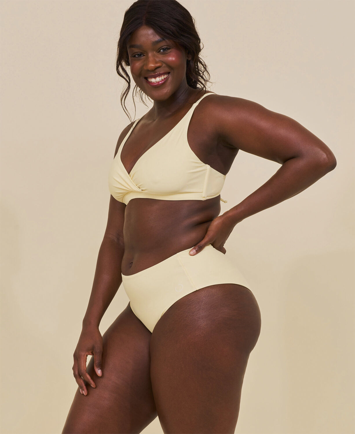 Ubud h&oslash;gmidjade bikinitruse