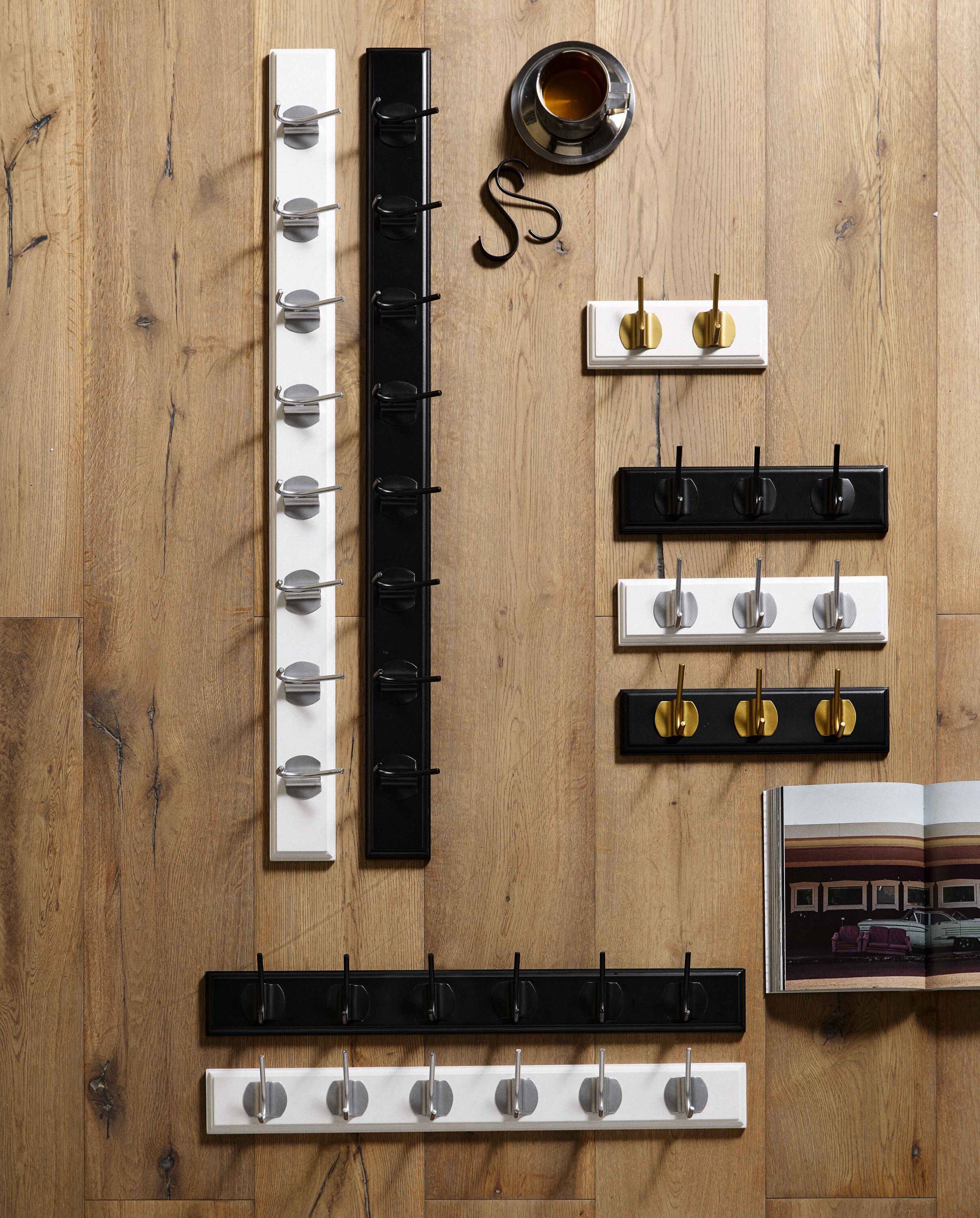 EDGY coat rack, 6 hooks - black w. black finish